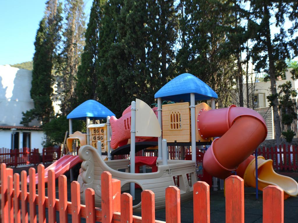 Kamares Apartments Εε Poros Town Exteriör bild